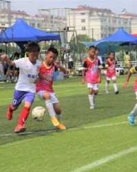 竞技宝官网- 奥格斯堡冬季集训地曝光，西班牙阳光训练引期待  