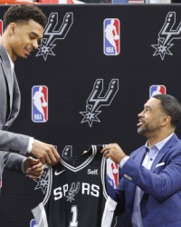 竞技宝- 独行侠状元签锁定法国天才，文班亚马接班人浮现