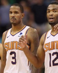 JJB- 太阳队裁掉保罗引发争议，球迷呼吁保留老将控卫  