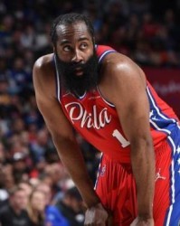 竞技宝电竞- 76人恩比德因伤缺阵，哈登单核带队告负  