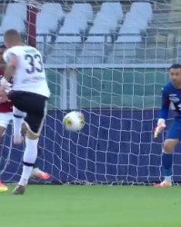 竞技宝- 都灵铁卫头槌破门，助球队终结主场魔咒  