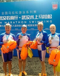 jjb官网- 波鸿俱乐部举办慈善赛，多名退役球星重返绿茵场  