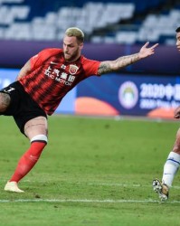 jjb官网- 索肖管理层动荡，体育总监辞职引发连锁反应  