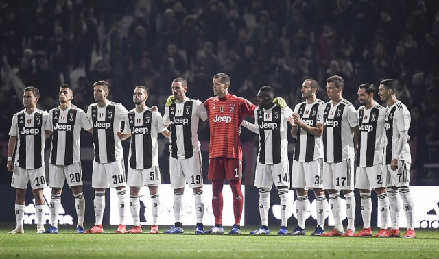  巴黎圣日耳曼豪取十连胜，领跑积分榜优势扩大  