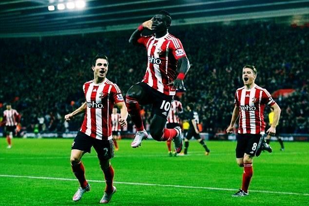  南安普敦降级后大换血，十名新援亮相圣玛丽球场